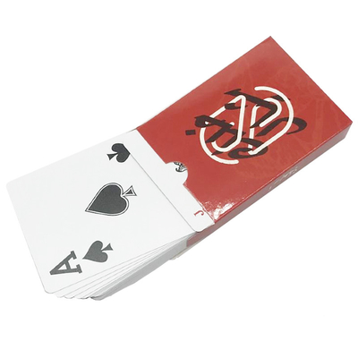 comprare Logo su ordinazione di colore pieno di plastica impermeabile lucido delle carte da gioco online manufacture