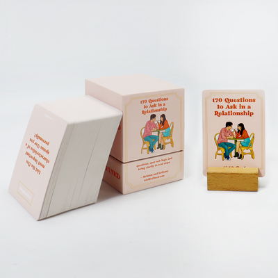 comprare Adulti che giocano a carte di gioco finanziarie carta stampata su misura con affermazioni positive online manufacture