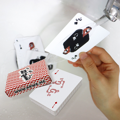 comprare Colore personalizzato 63*88mm Carte da gioco di carta Poker Pvc 100% di plastica Carte da poker con logo online manufacture