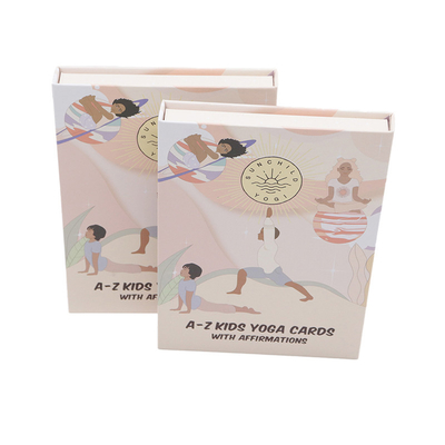 Formato di opere d'arte AI Cartoline di yoga personalizzate per bambini che imparano design educativi e divertenti